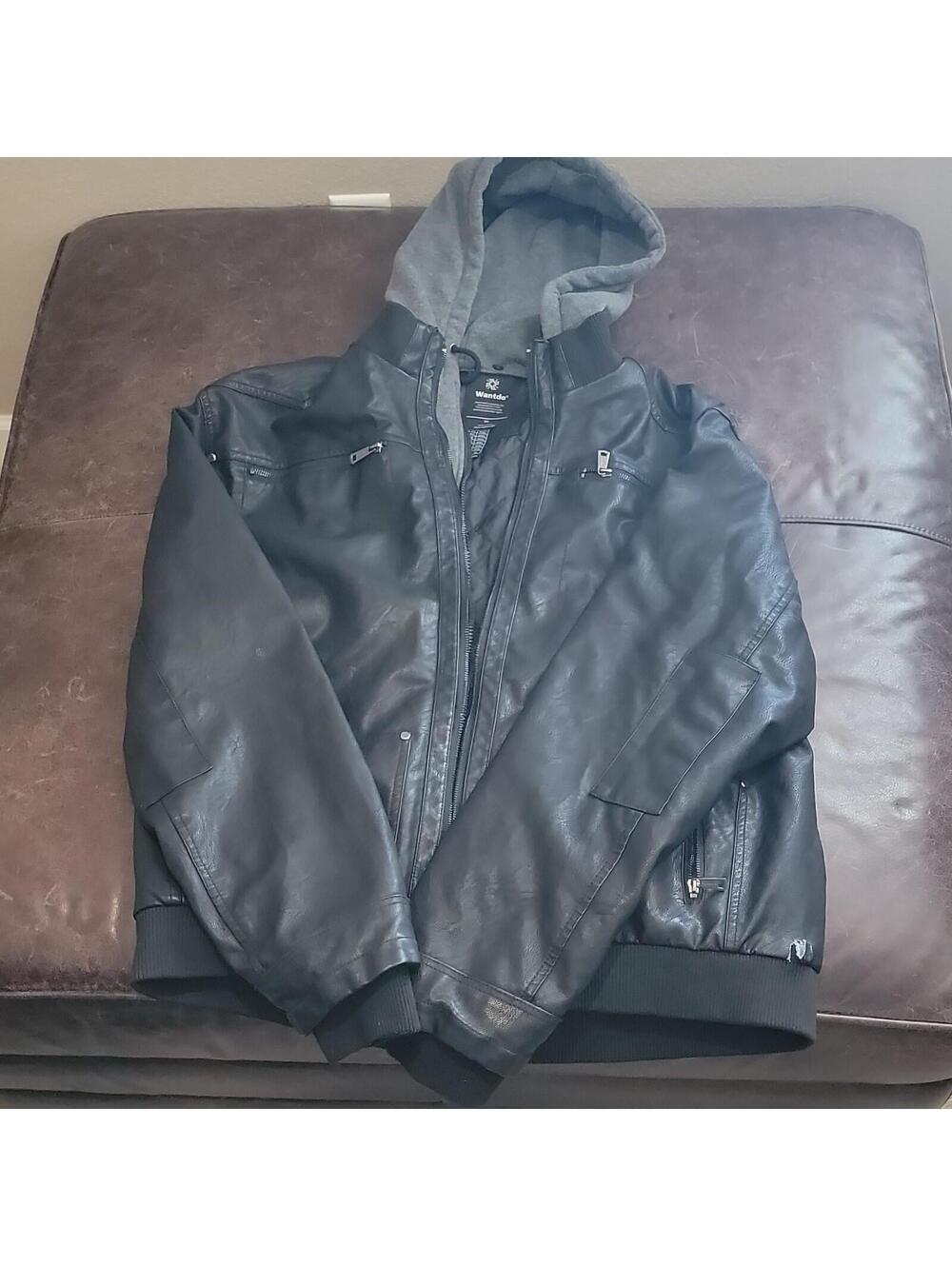 Wantdo Men's Black Hooded Bomber Jacket Zipper Logo Accent - Size 3XL 008